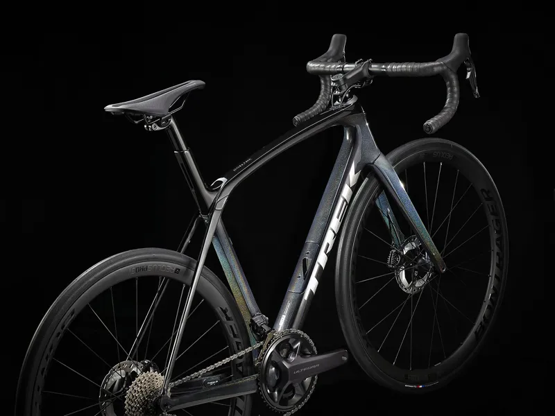 2022 Trek Domane SLR 7 Road Bike Dark Prismatic and Trek Black-3